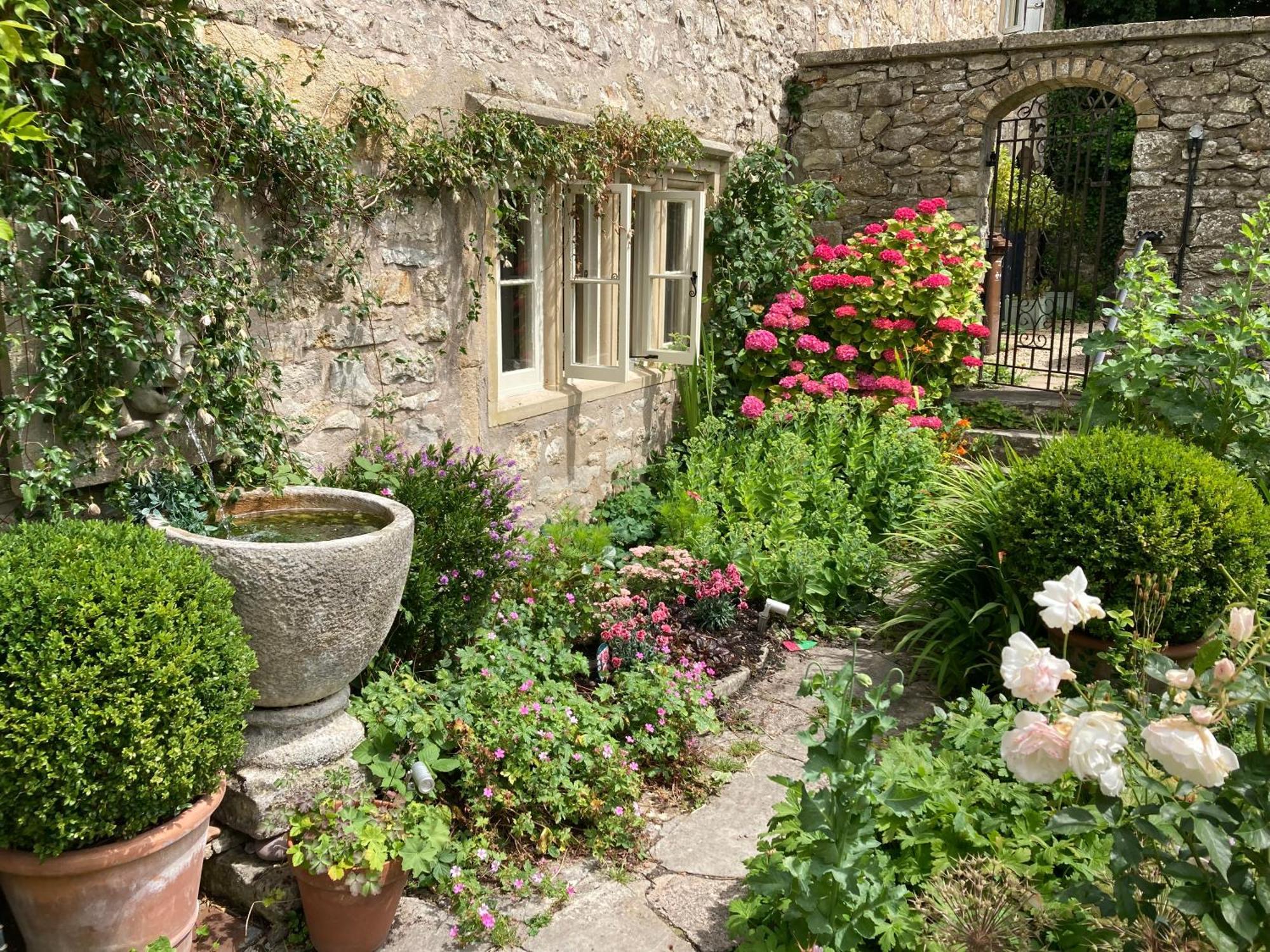 Maplestone Bed & Breakfast Shepton Mallet Exterior photo