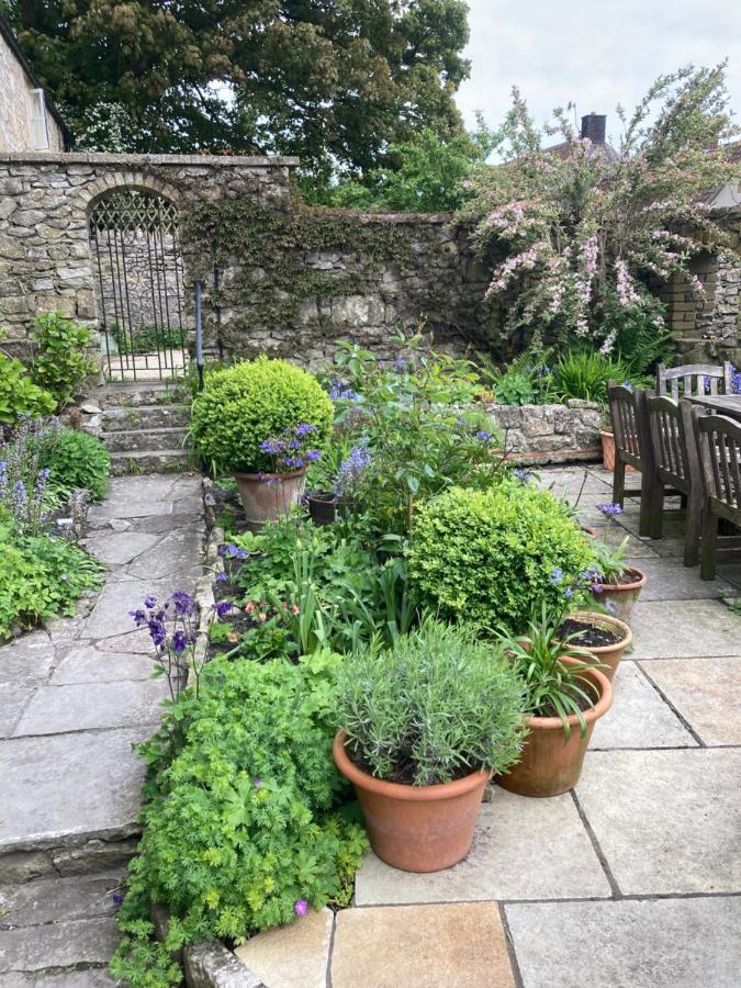 Maplestone Bed & Breakfast Shepton Mallet Exterior photo